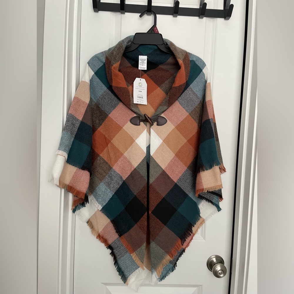 Elegant Plaid Women's Poncho